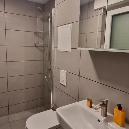 Naehe S-bahn Inklusive Parkplatz アパート