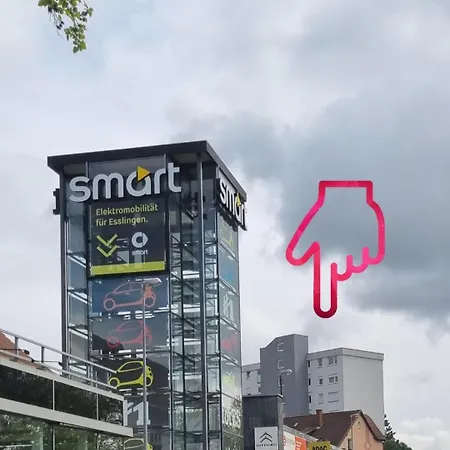 Naehe S-bahn Inklusive Parkplatz Oberesslingen