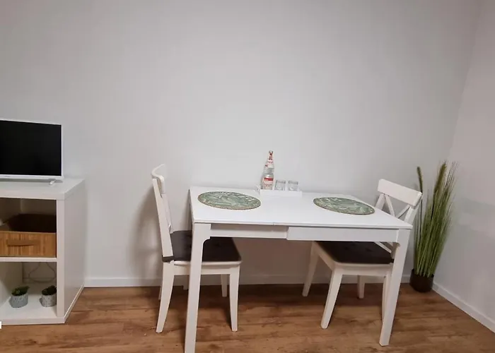 Naehe S-bahn Inklusive Parkplatz Oberesslingen