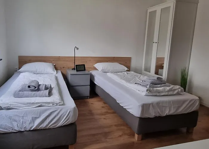 公寓 Naehe S-bahn Inklusive Parkplatz Oberesslingen