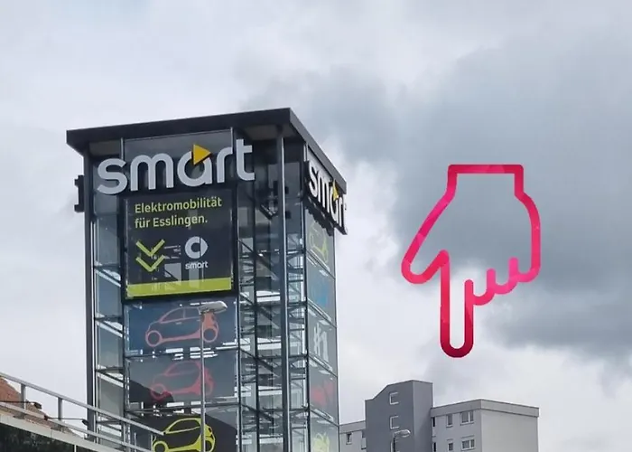 Naehe S-bahn Inklusive Parkplatz Oberesslingen